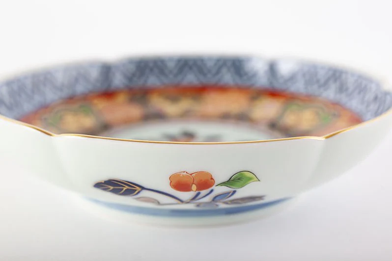 gokunishiki kinsai koimari style japanese plate gokunishiki kinsai koimari style japanese plate